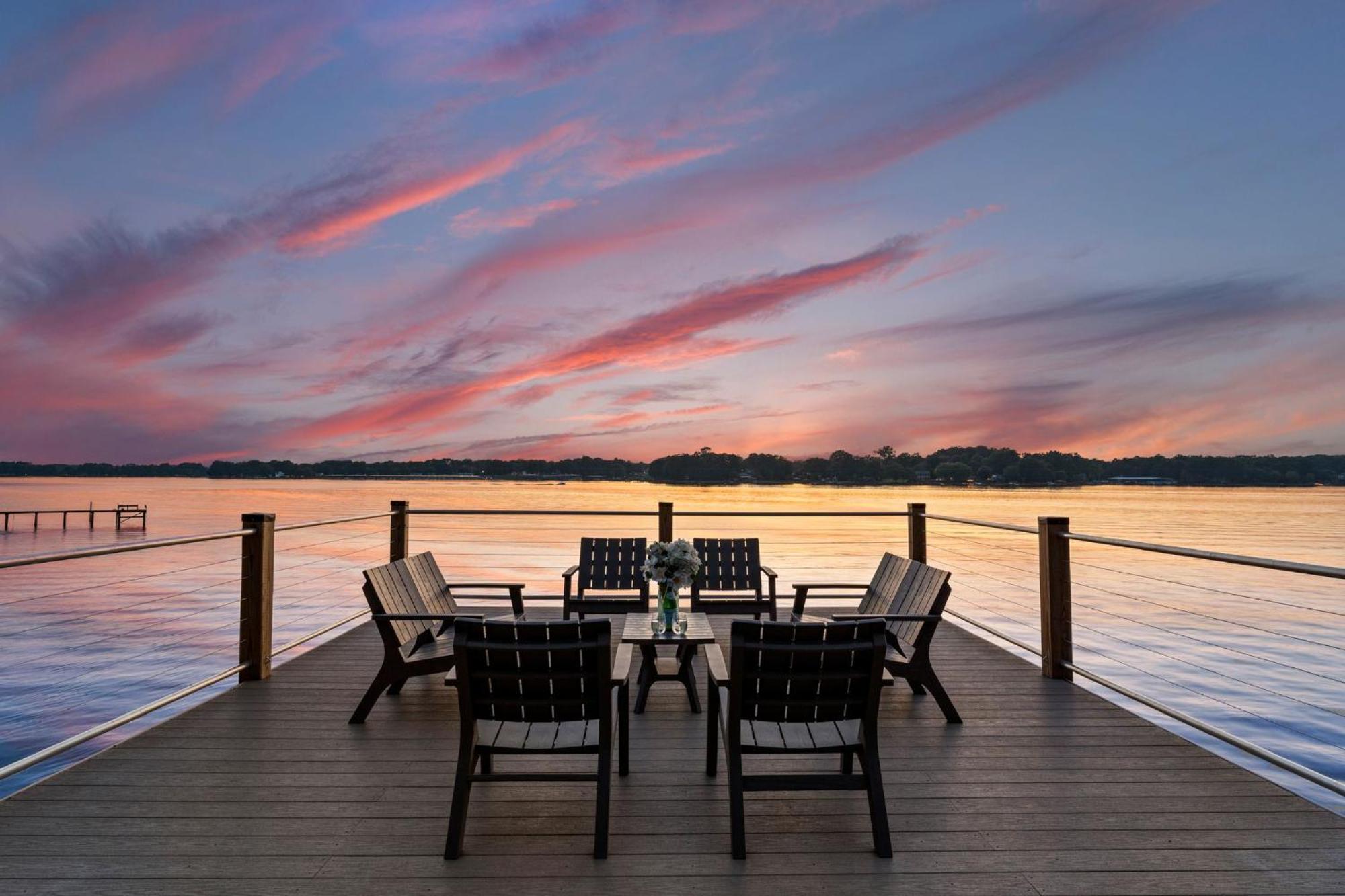 מורסוויל Lakefront Living מראה חיצוני תמונה